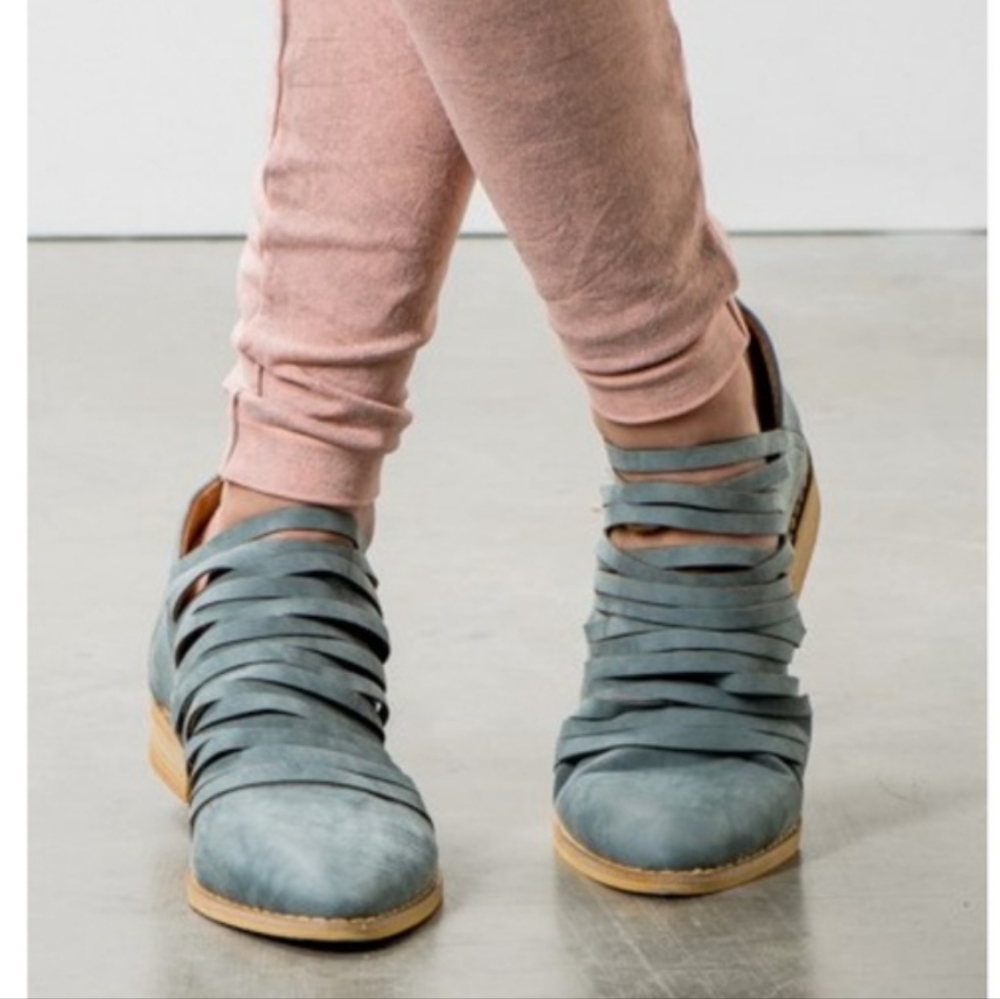 Mi.iM Shredded Booties Sz 7 NWOT